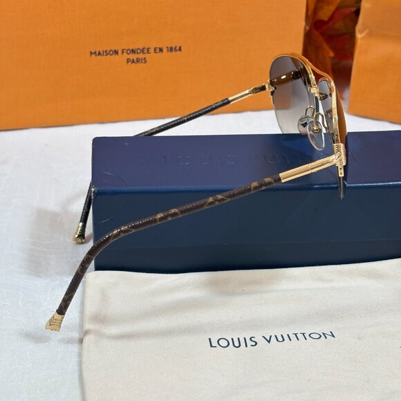 Louis Vuitton Goldtone Frame Monogram Canvas Petite Viola Pilote Sunglasses - Picture 4 of 14